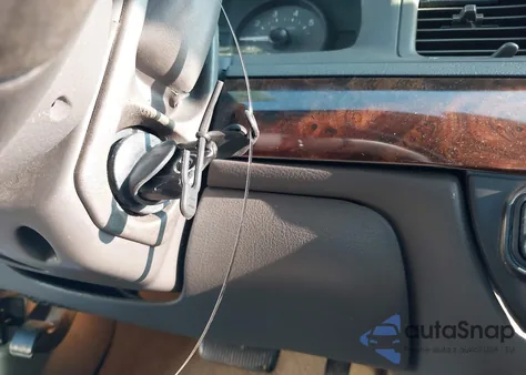 2009 Mercury Grand Marquis Ls (Fleet Only) from USA, damaged, VIN 2MEHM75VX9X620680